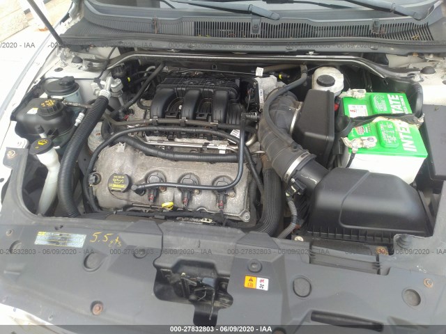 Photo 9 VIN: 1FAHP2EW1BG115861 - FORD TAURUS 