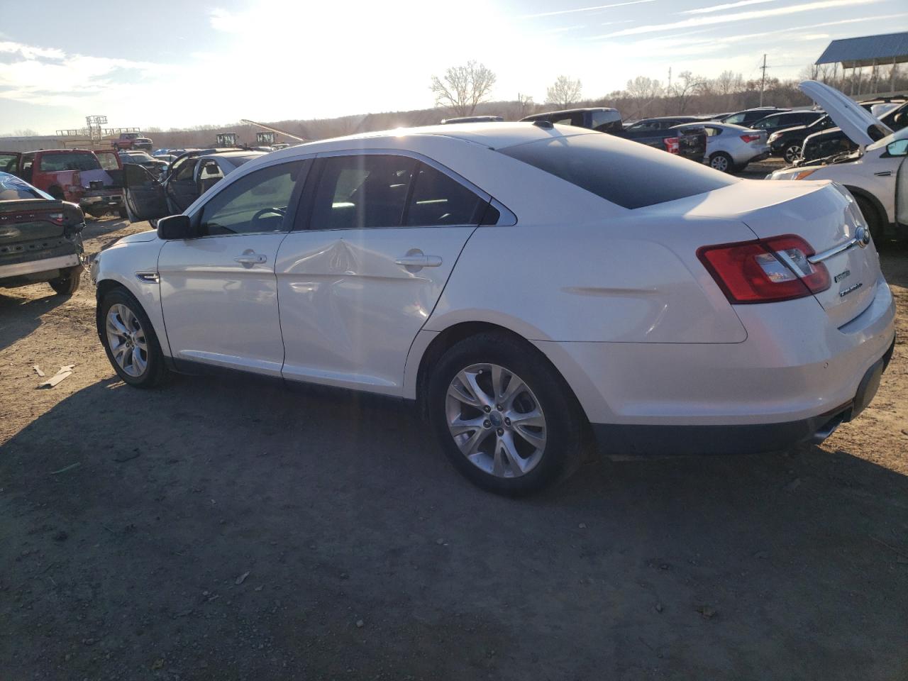 Photo 1 VIN: 1FAHP2EW2AG154084 - FORD TAURUS 