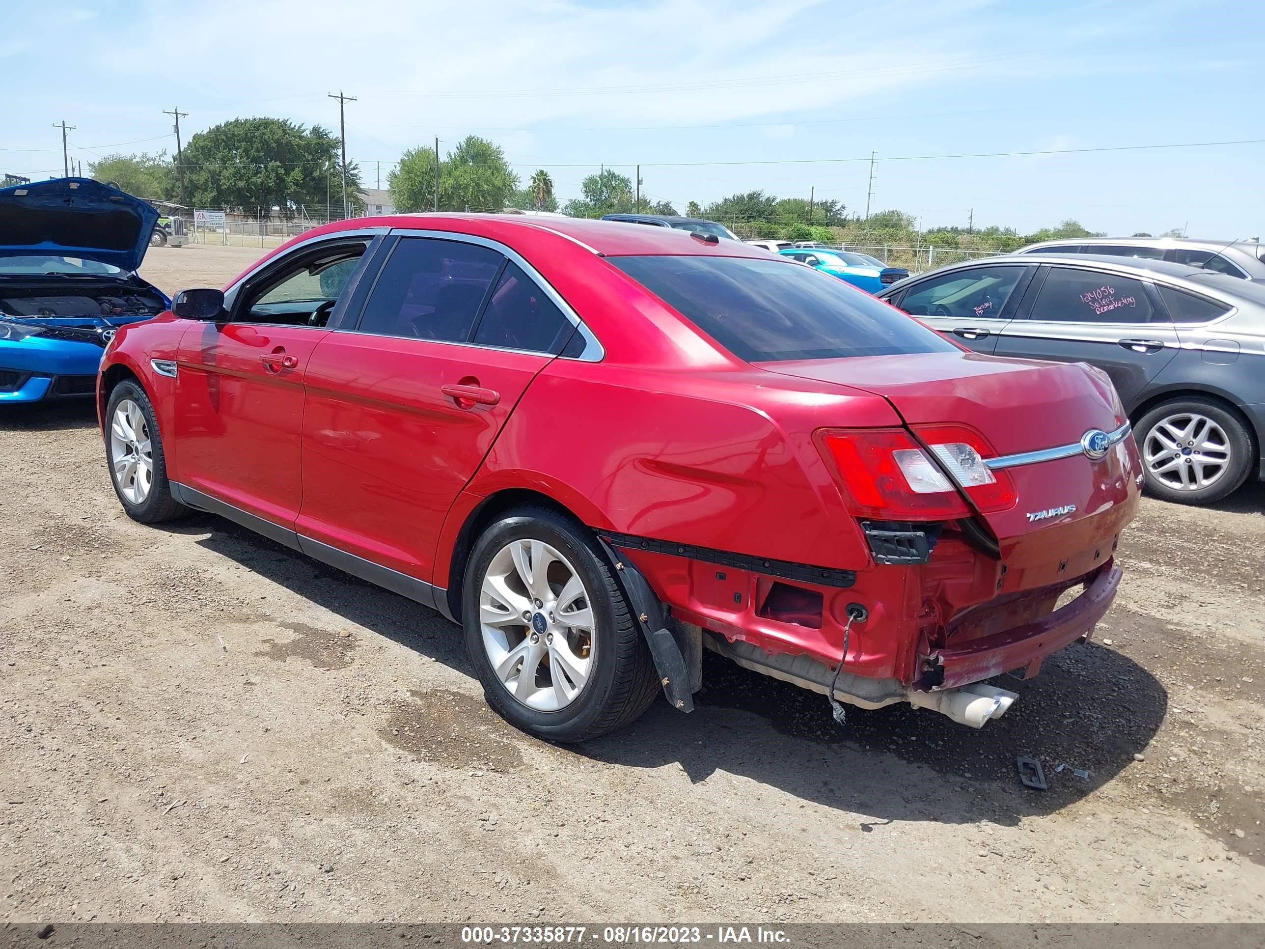 Photo 2 VIN: 1FAHP2EW2CG128345 - FORD TAURUS 