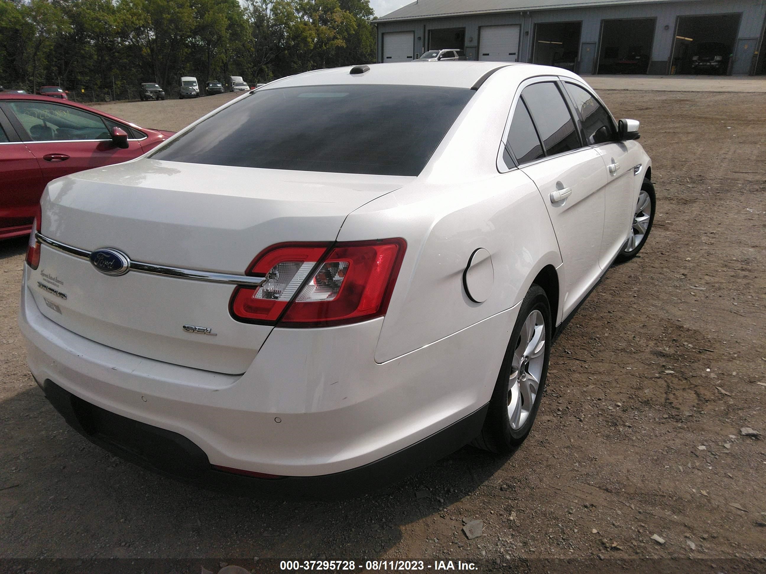 Photo 3 VIN: 1FAHP2EW4CG138343 - FORD TAURUS 