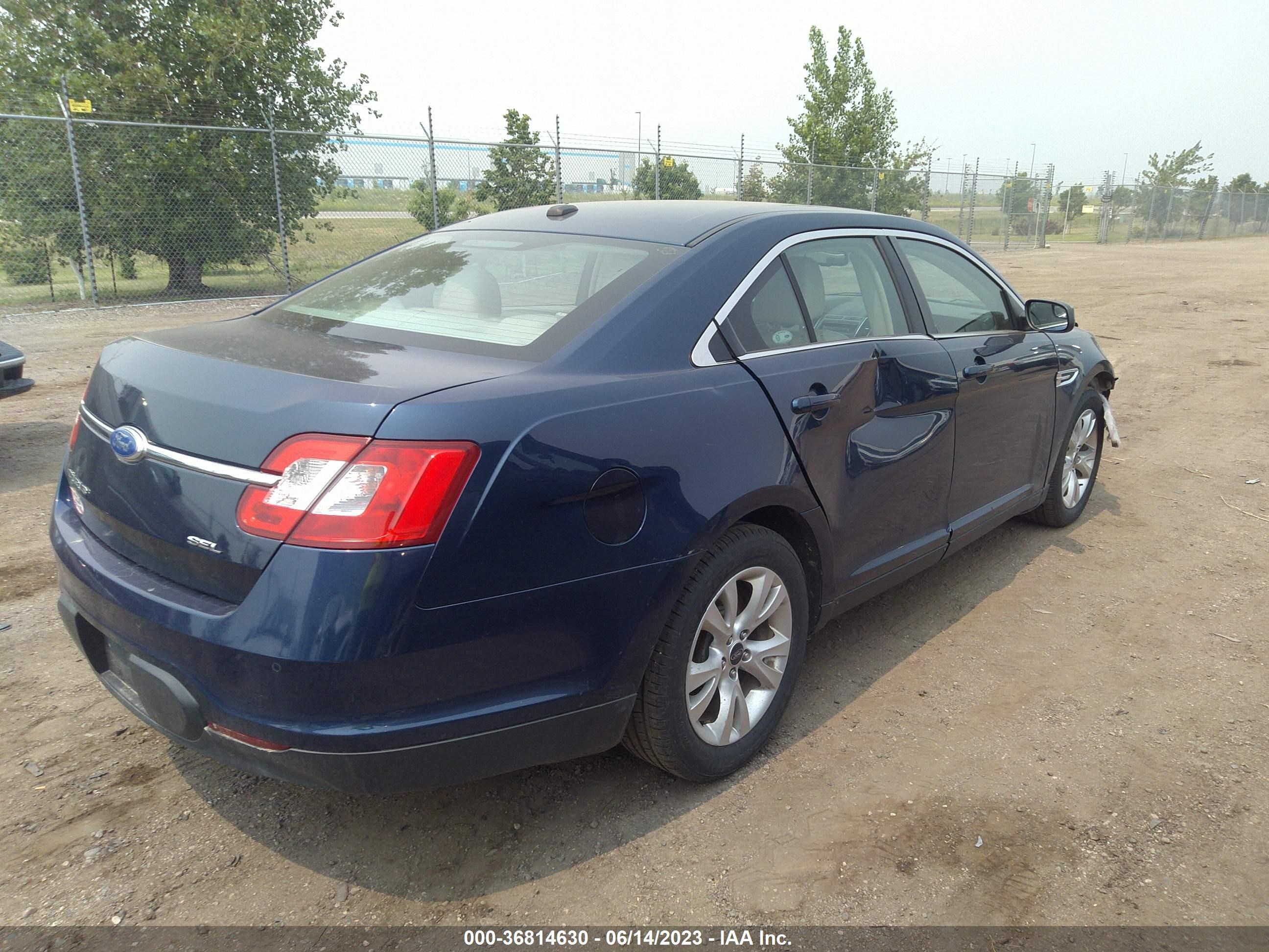 Photo 3 VIN: 1FAHP2EW4CG143705 - FORD TAURUS 