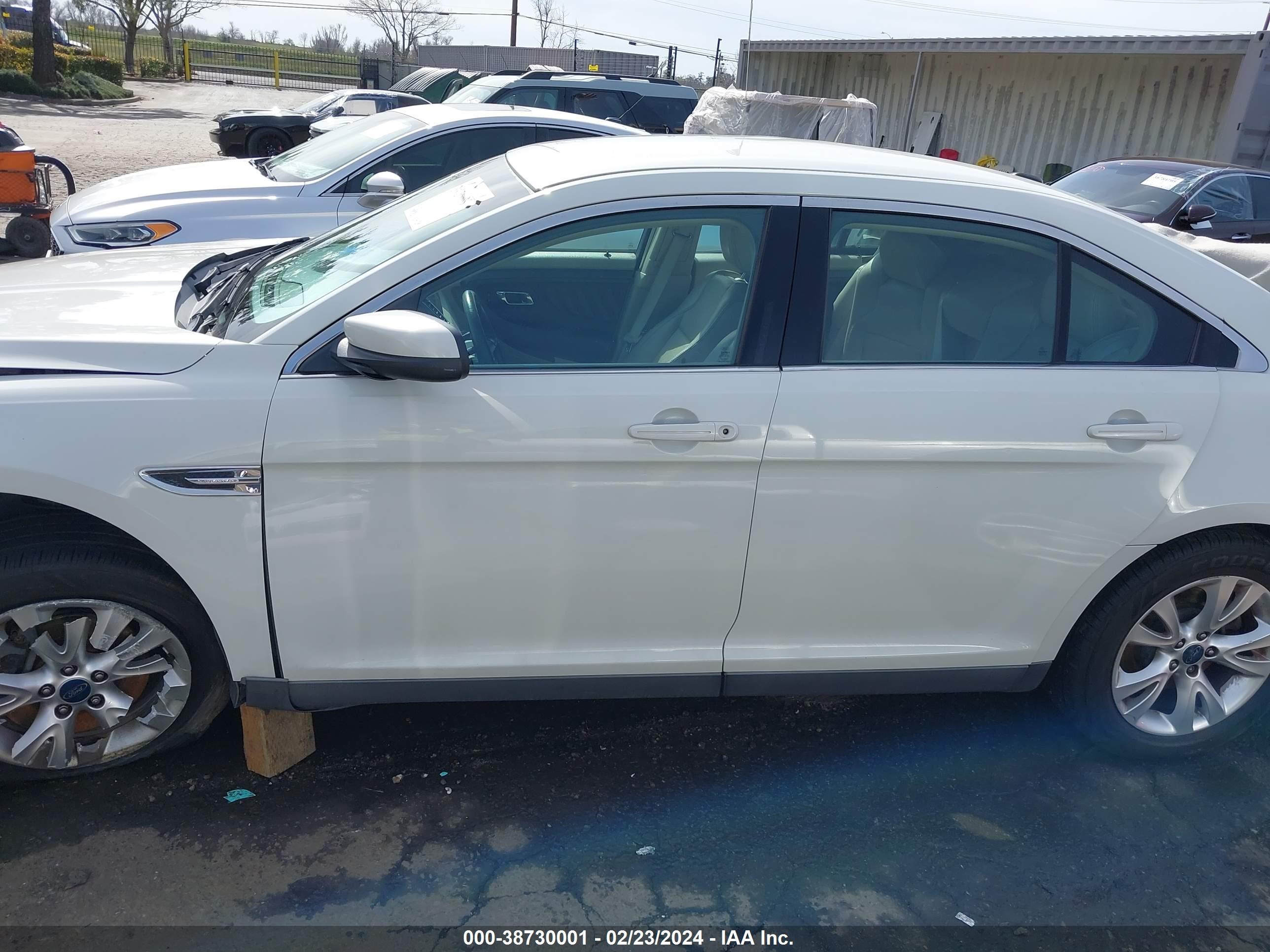 Photo 14 VIN: 1FAHP2EW5AG102769 - FORD TAURUS 