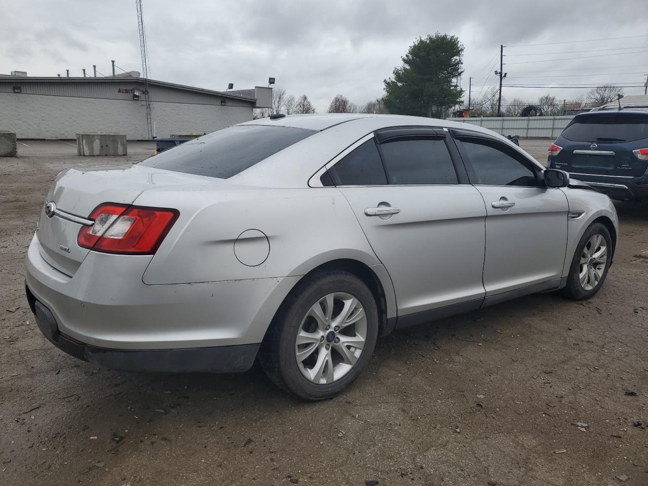 Photo 2 VIN: 1FAHP2EW6CG114254 - FORD TAURUS 