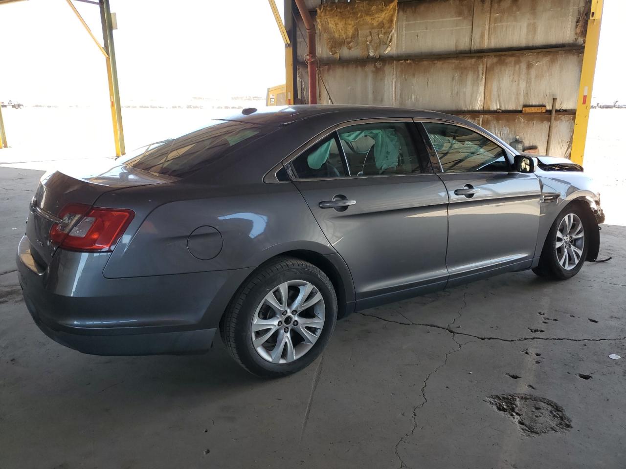 Photo 2 VIN: 1FAHP2EW7CG126932 - FORD TAURUS 