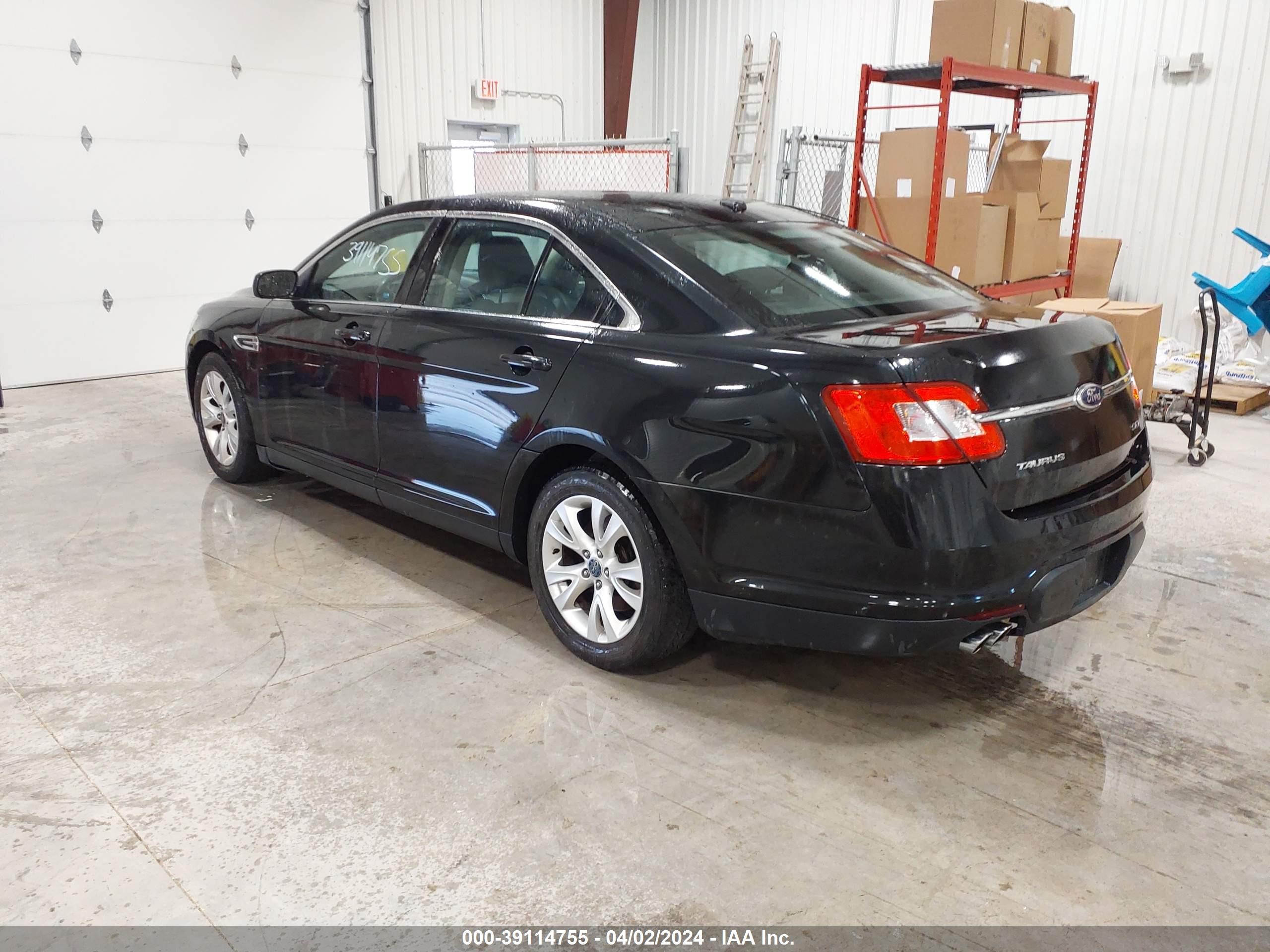 Photo 2 VIN: 1FAHP2EW8BG147237 - FORD TAURUS 