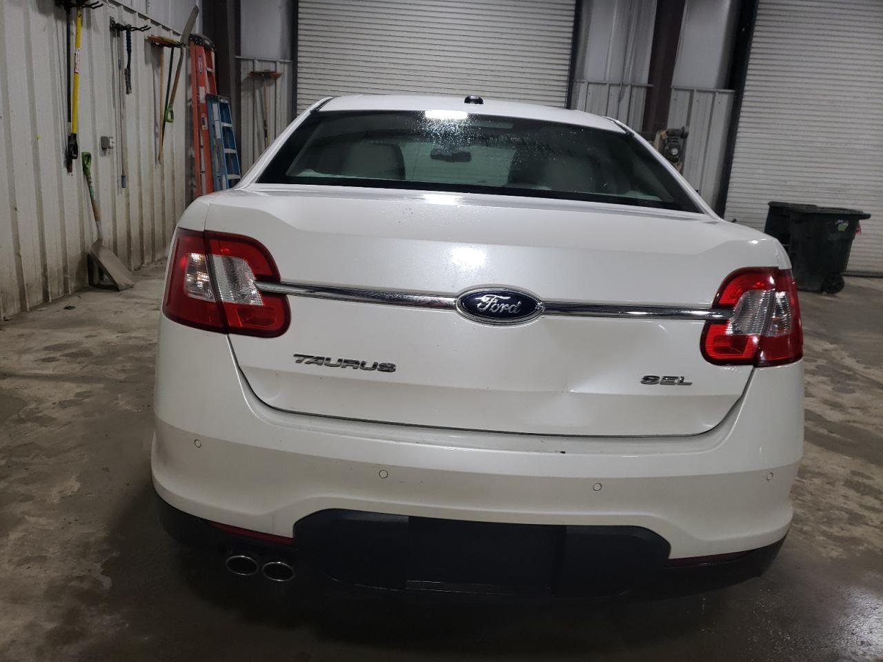 Photo 5 VIN: 1FAHP2EW9AG137492 - FORD TAURUS 