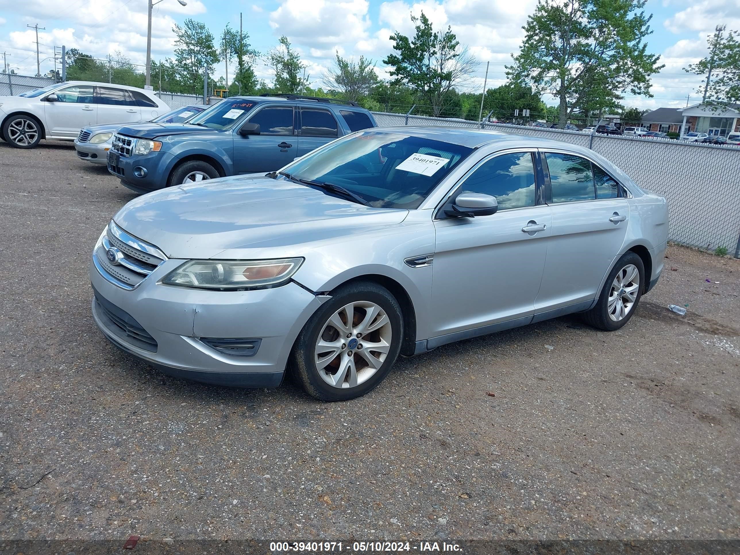 Photo 1 VIN: 1FAHP2EW9BG129779 - FORD TAURUS 