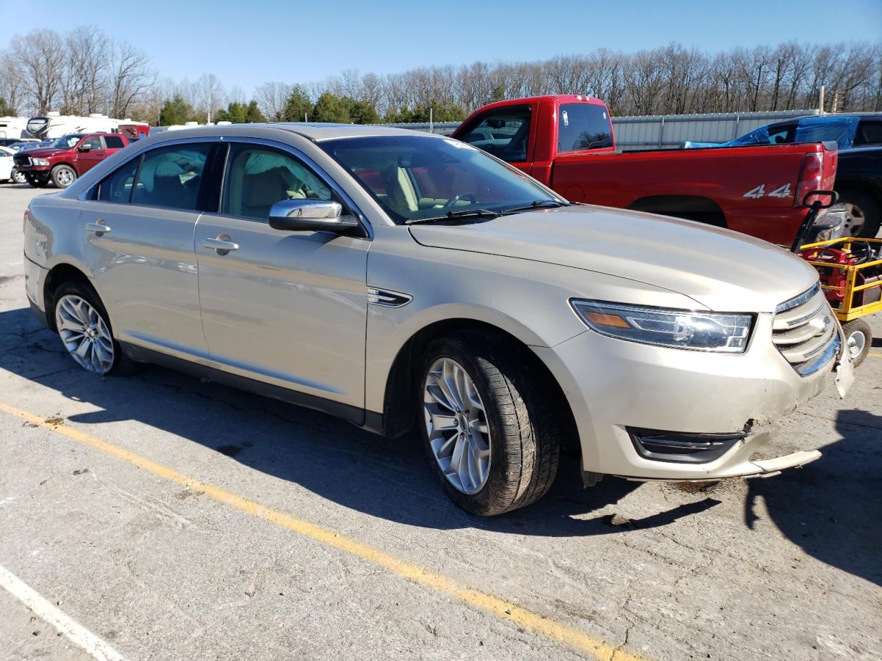 Photo 3 VIN: 1FAHP2F80JG110178 - FORD TAURUS 