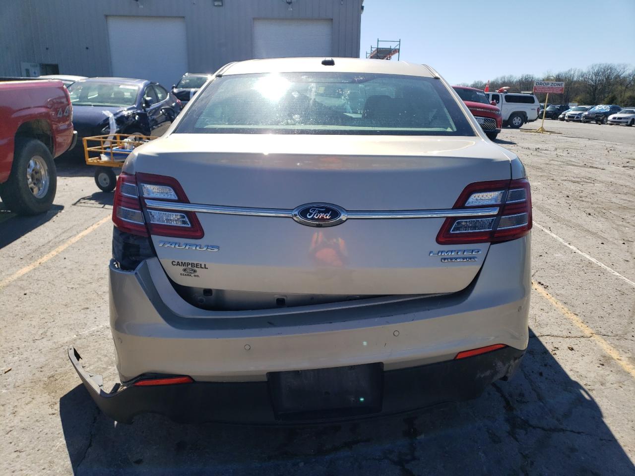 Photo 5 VIN: 1FAHP2F80JG110178 - FORD TAURUS 