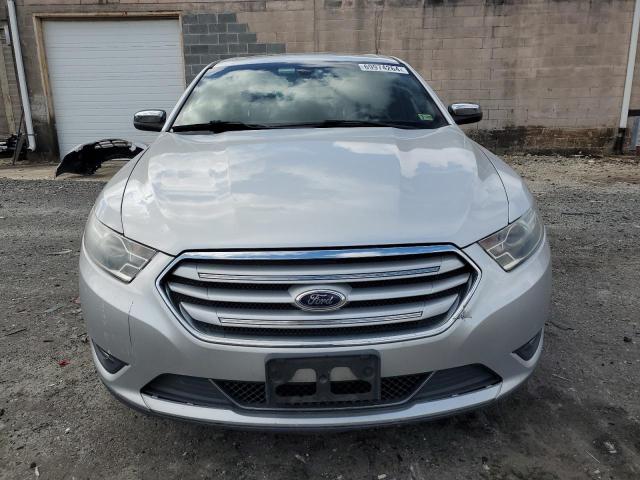 Photo 4 VIN: 1FAHP2F81DG188232 - FORD TAURUS LIM 