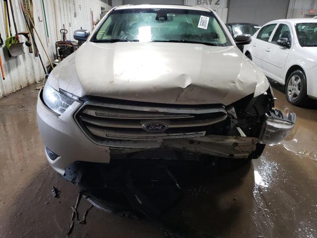 Photo 4 VIN: 1FAHP2F81JG130133 - FORD TAURUS LIM 