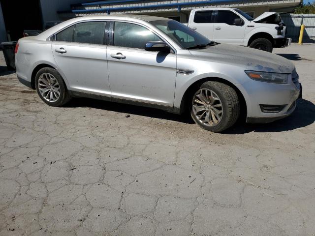 Photo 3 VIN: 1FAHP2F82FG123862 - FORD TAURUS LIM 