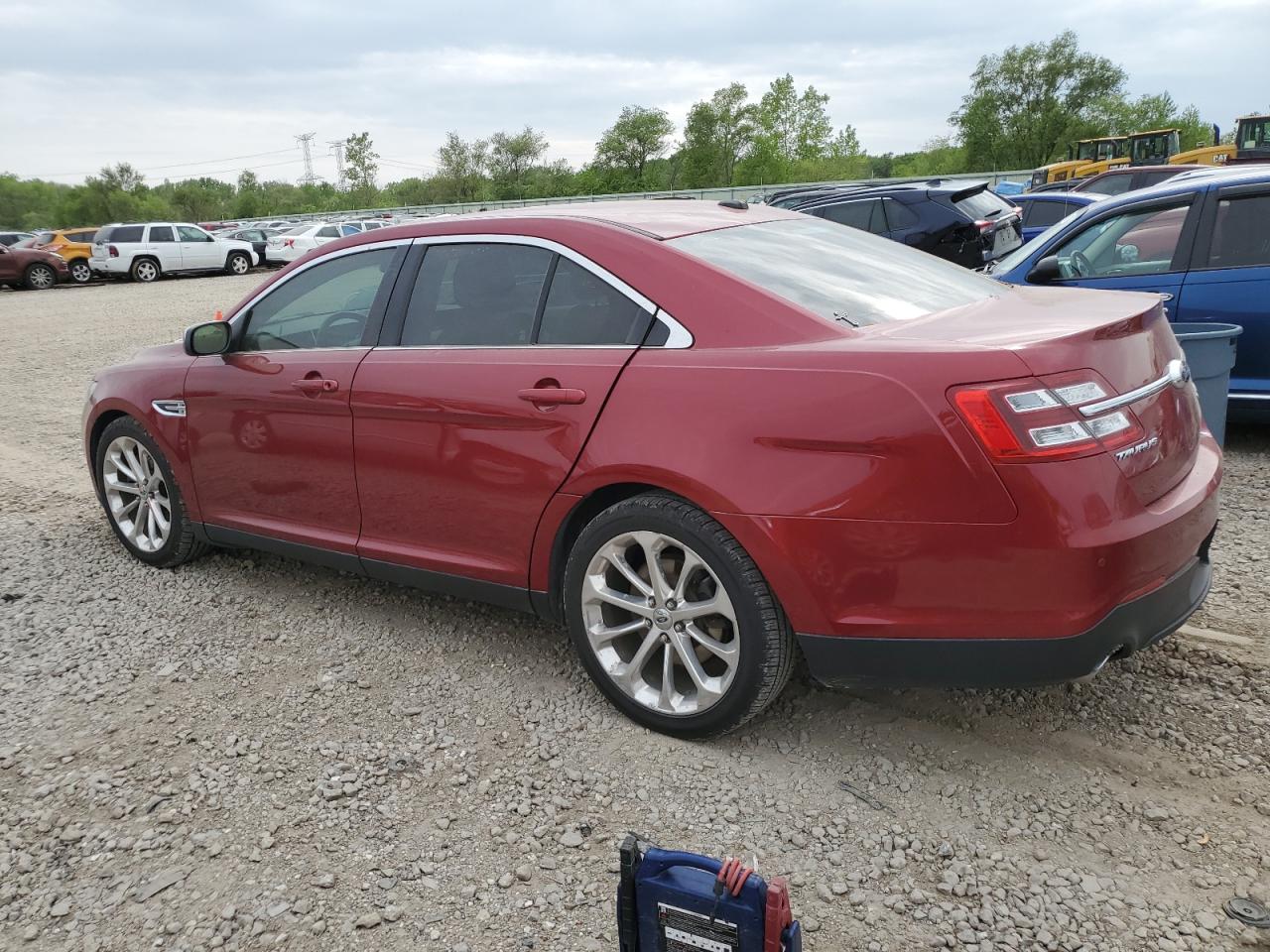 Photo 1 VIN: 1FAHP2F83DG142837 - FORD TAURUS 