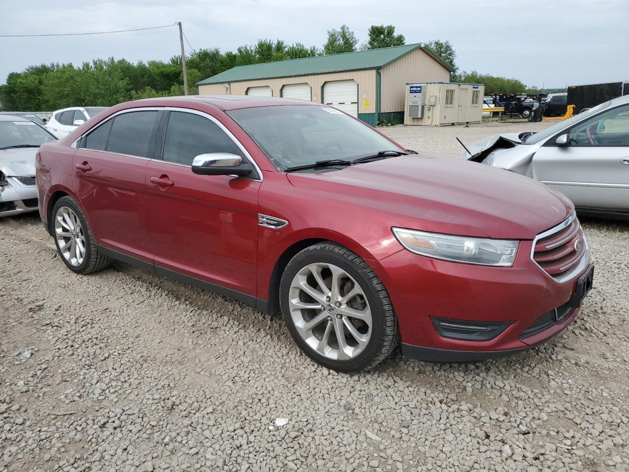 Photo 3 VIN: 1FAHP2F83DG142837 - FORD TAURUS 