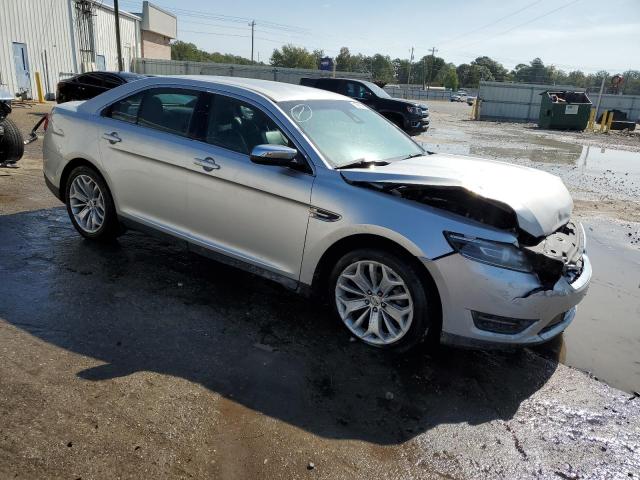 Photo 3 VIN: 1FAHP2F83JG109395 - FORD TAURUS LIM 