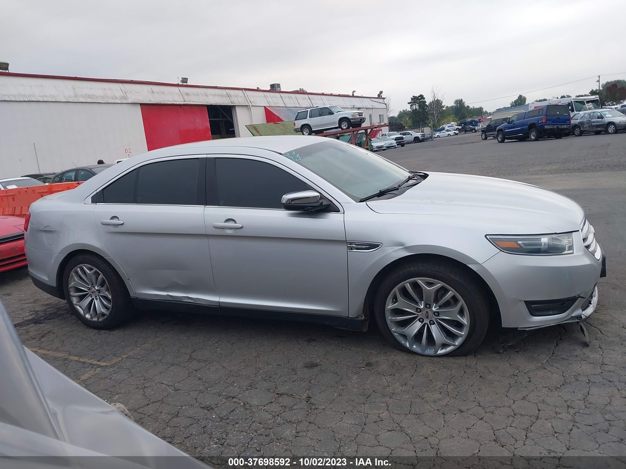 Photo 12 VIN: 1FAHP2F84FG171167 - FORD TAURUS 