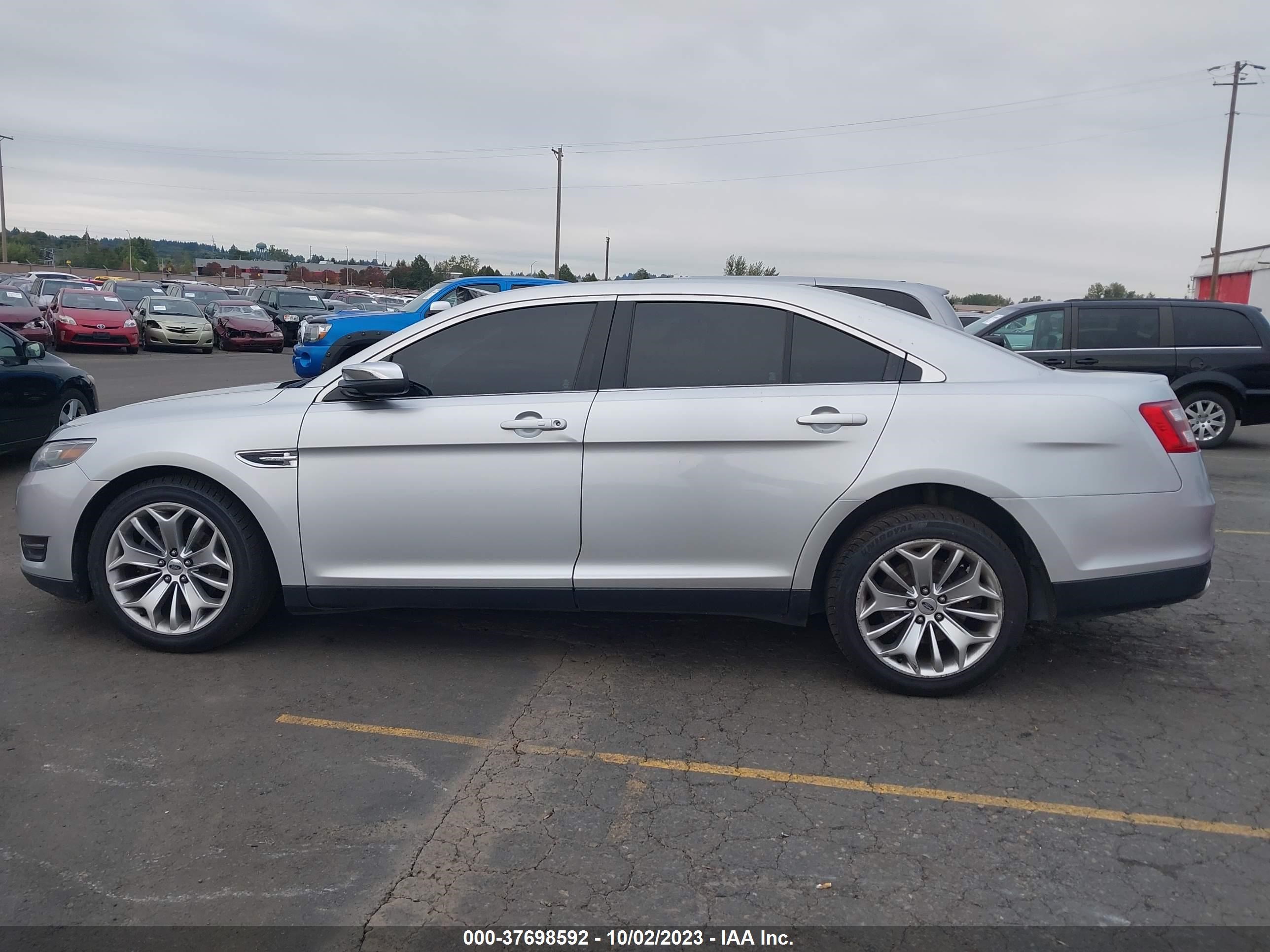 Photo 13 VIN: 1FAHP2F84FG171167 - FORD TAURUS 