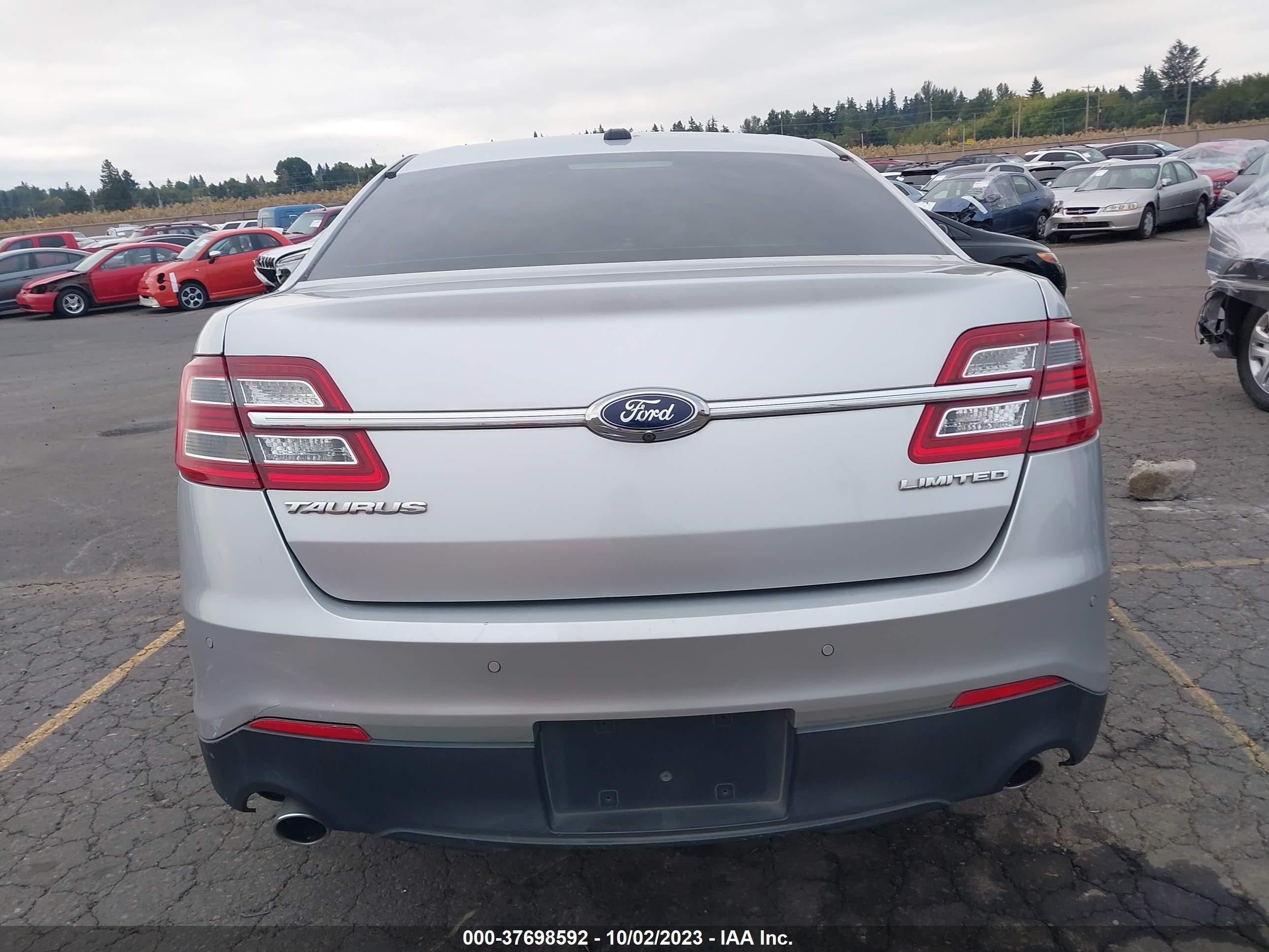 Photo 15 VIN: 1FAHP2F84FG171167 - FORD TAURUS 