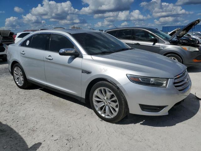 Photo 3 VIN: 1FAHP2F85HG127925 - FORD TAURUS LIM 