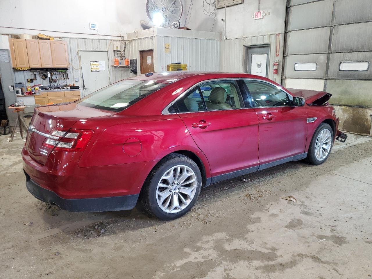 Photo 2 VIN: 1FAHP2F86FG207621 - FORD TAURUS 