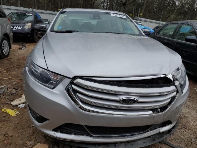 Photo 4 VIN: 1FAHP2F86JG124151 - FORD TAURUS LIM 