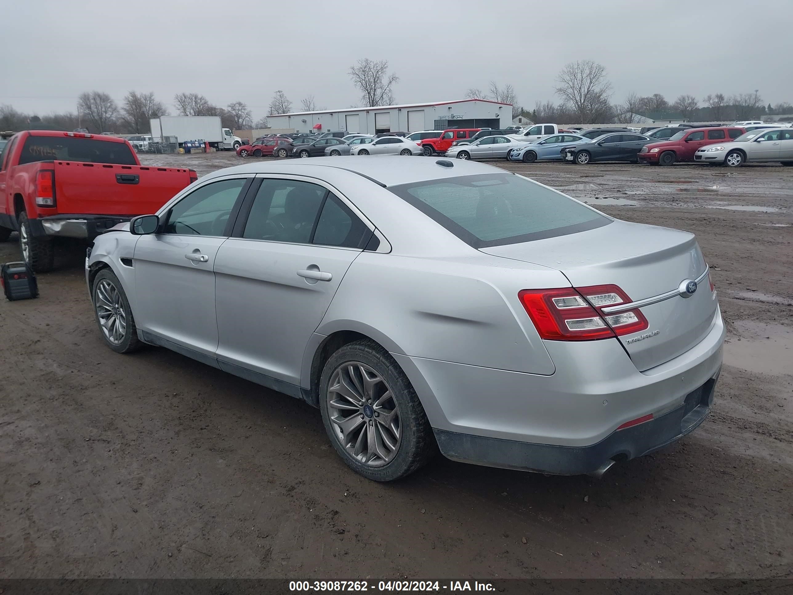 Photo 2 VIN: 1FAHP2F87FG165704 - FORD TAURUS 