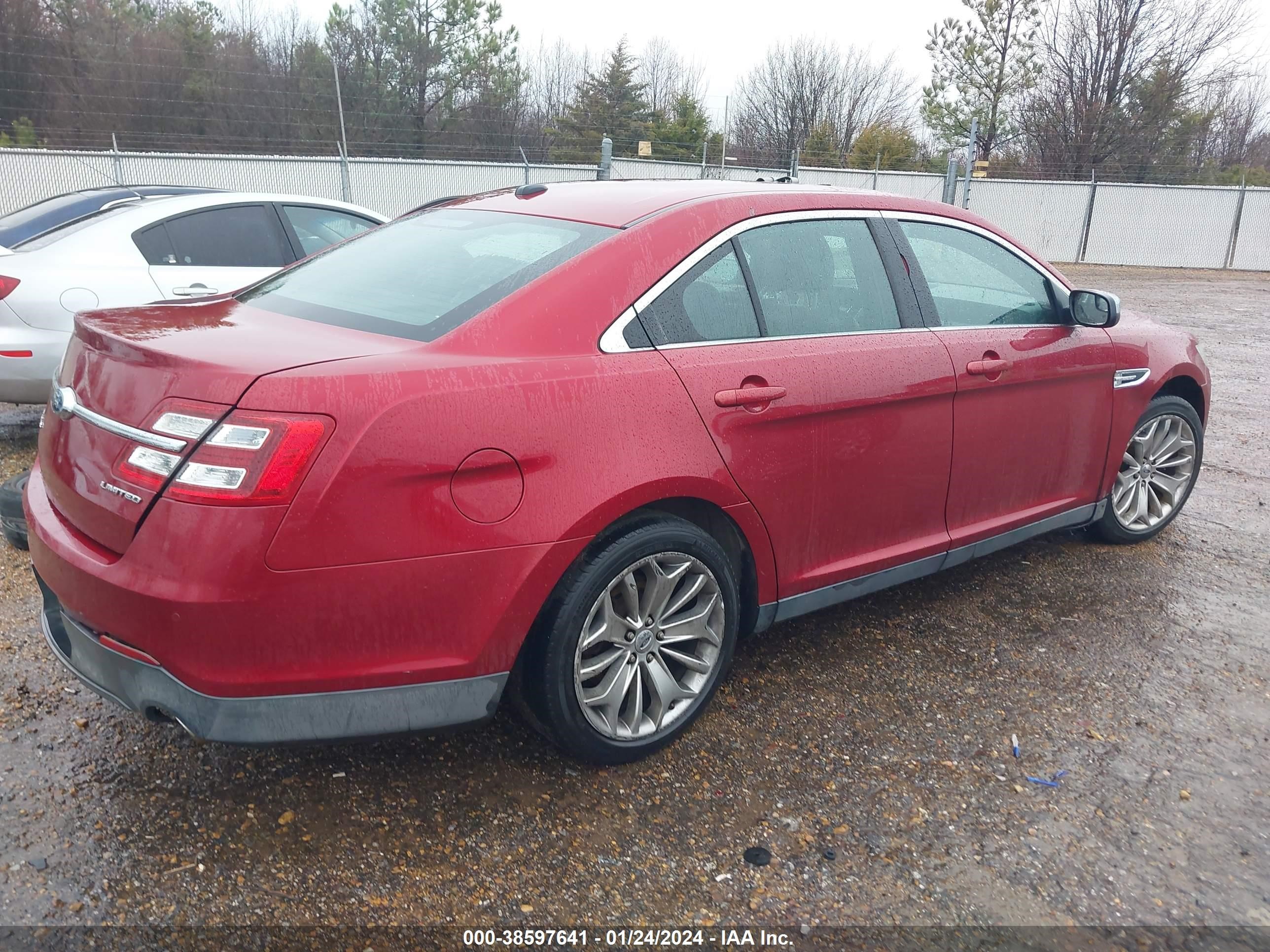 Photo 3 VIN: 1FAHP2F89DG126092 - FORD TAURUS 