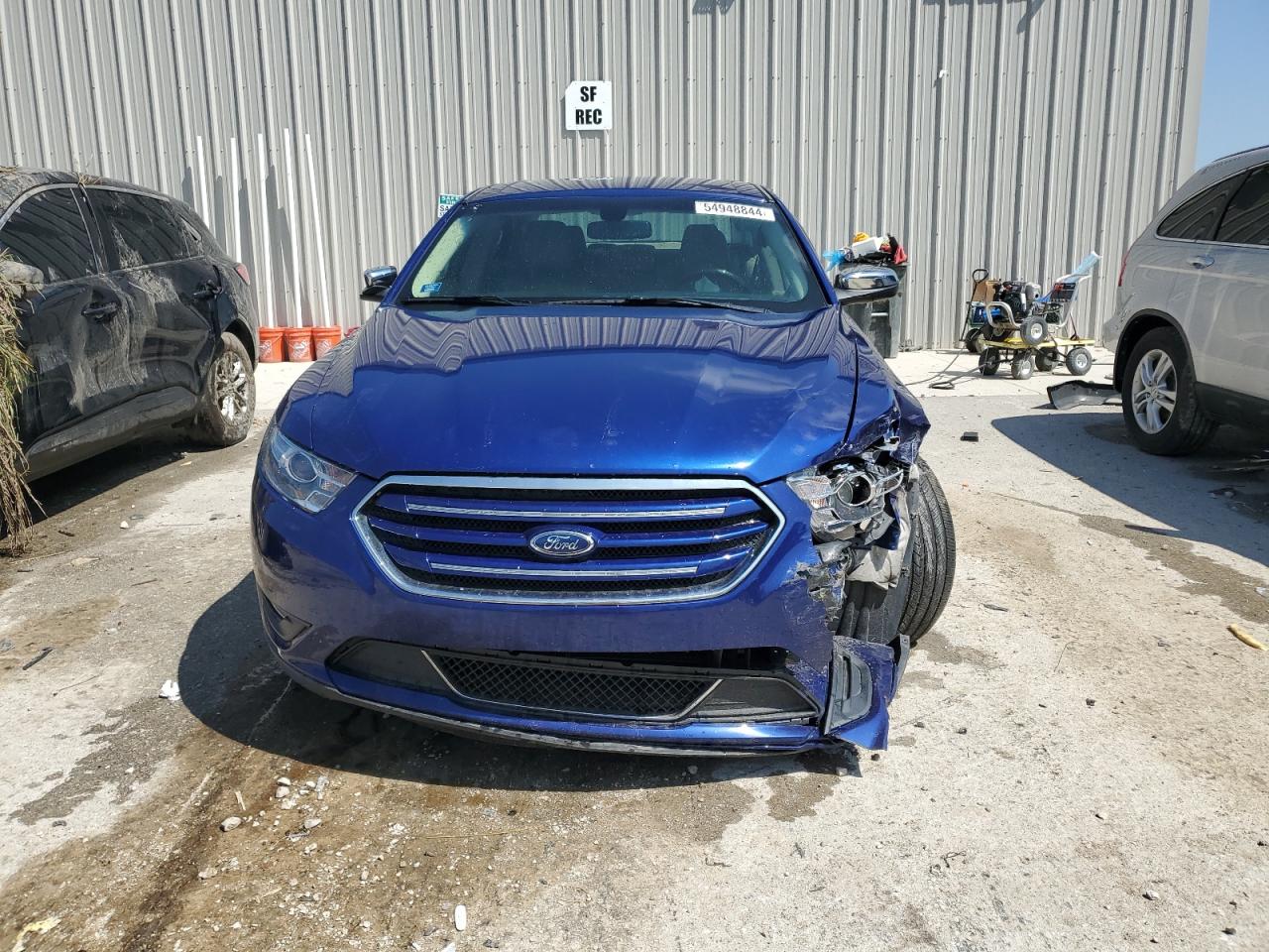 Photo 4 VIN: 1FAHP2F8XEG177649 - FORD TAURUS 