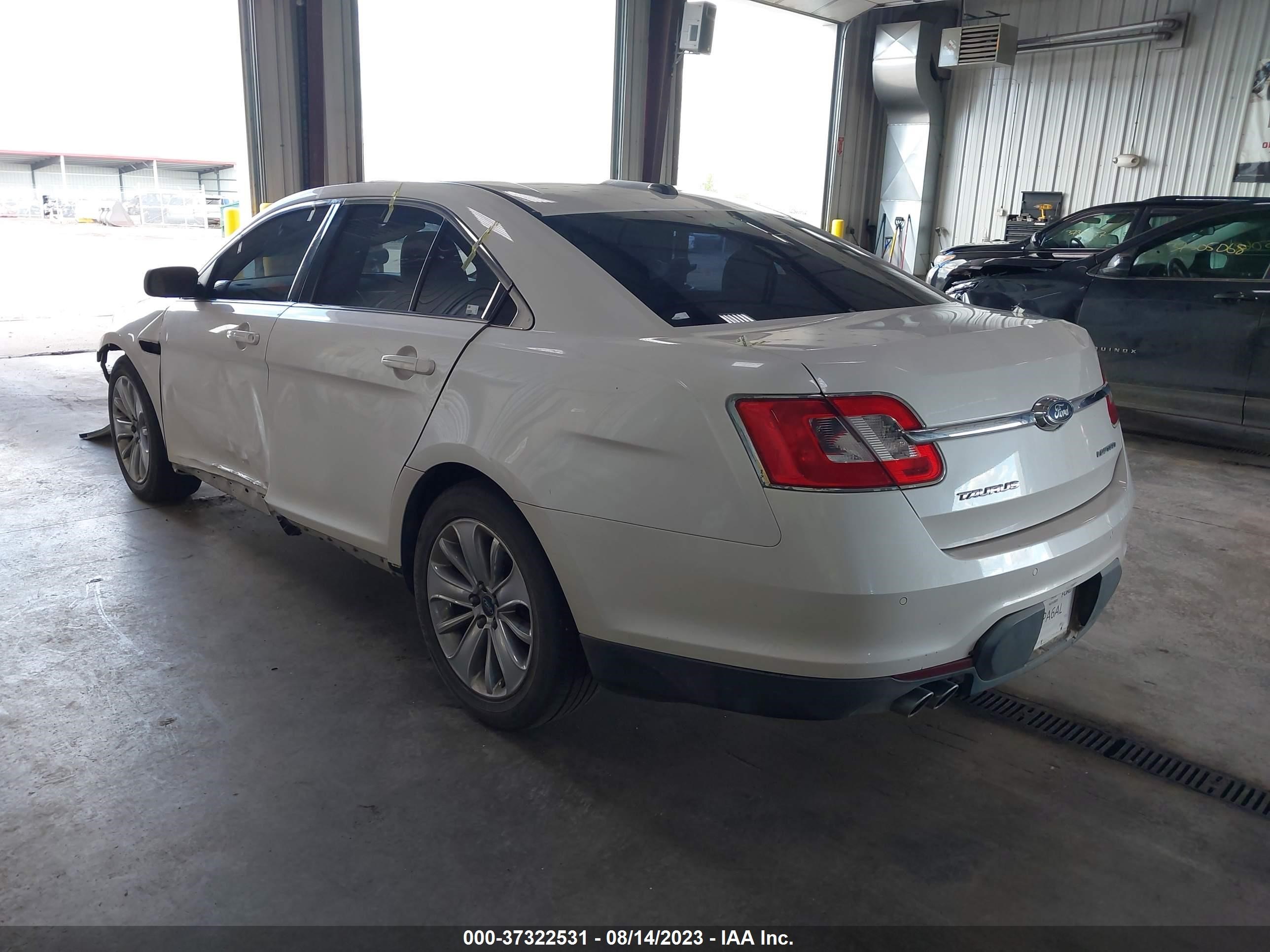 Photo 2 VIN: 1FAHP2FW0AG154146 - FORD TAURUS 