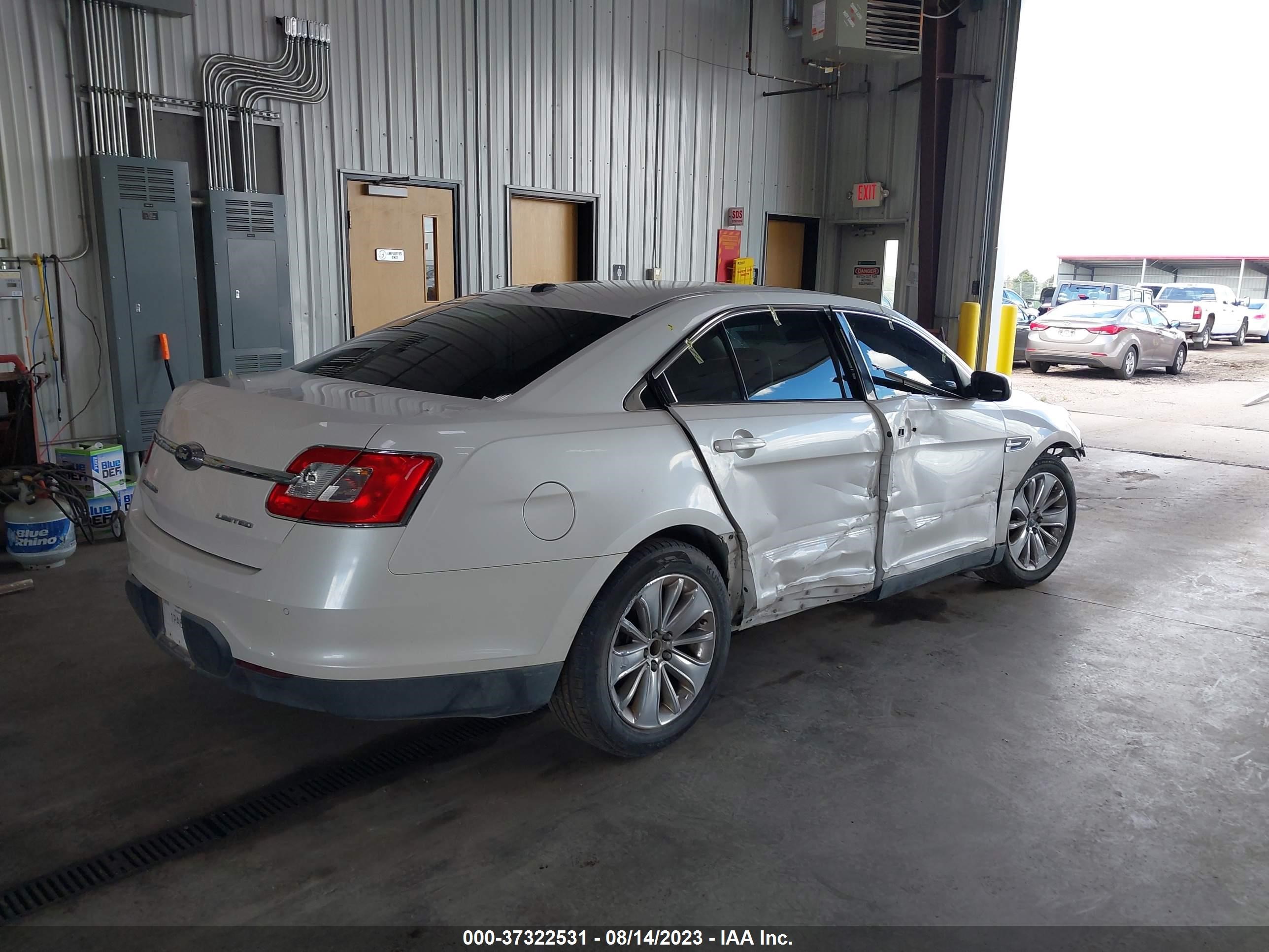 Photo 3 VIN: 1FAHP2FW0AG154146 - FORD TAURUS 