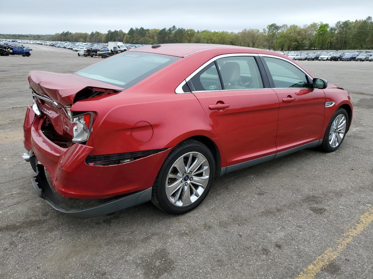 Photo 2 VIN: 1FAHP2FW0CG112045 - FORD TAURUS 