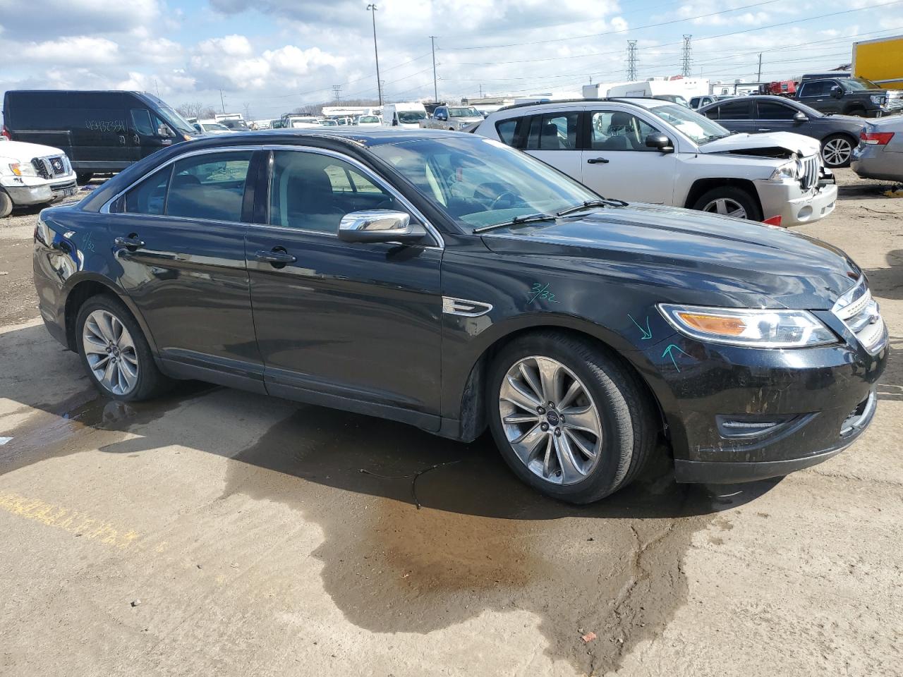 Photo 3 VIN: 1FAHP2FW5CG126698 - FORD TAURUS 