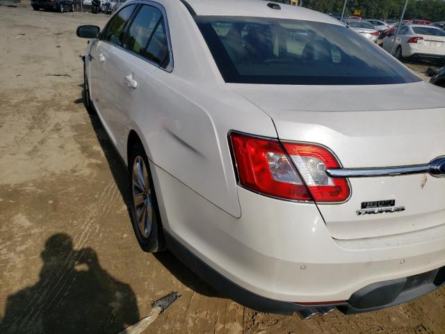 Photo 2 VIN: 1FAHP2FW6BG140429 - FORD TAURUS LIM 