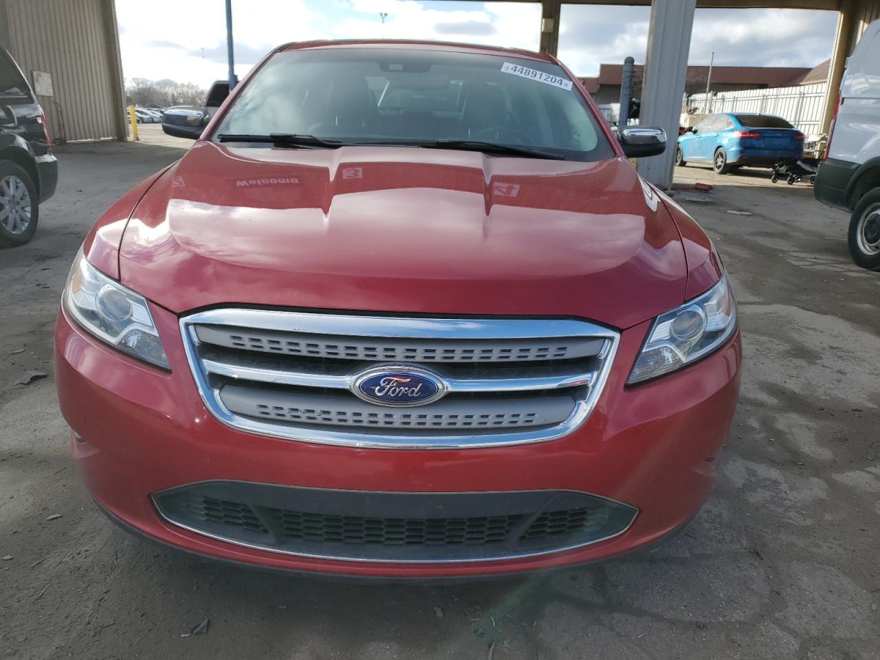 Photo 4 VIN: 1FAHP2FW6CG109117 - FORD TAURUS 