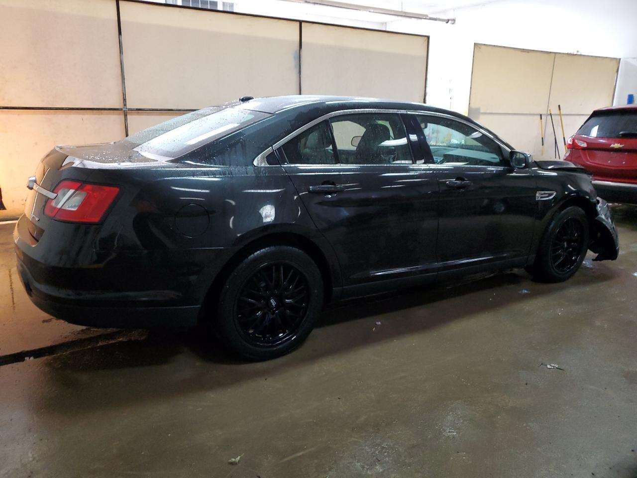 Photo 2 VIN: 1FAHP2FW8AG157151 - FORD TAURUS 