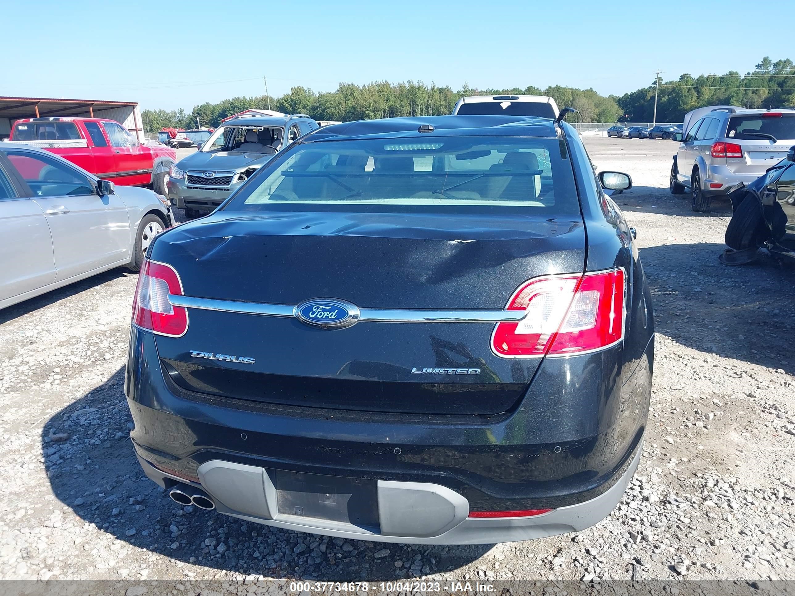 Photo 15 VIN: 1FAHP2FW9BG139579 - FORD TAURUS 