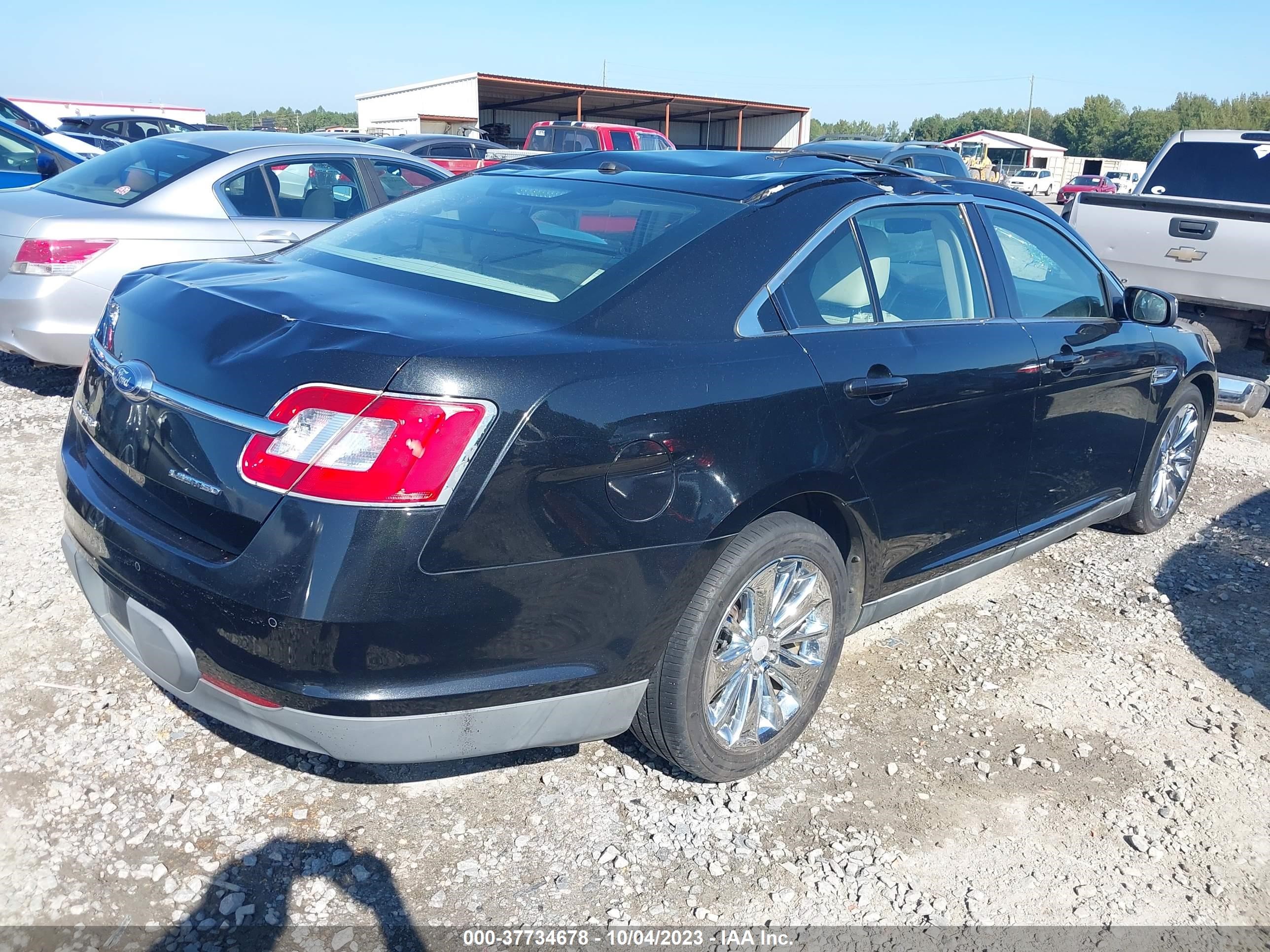 Photo 3 VIN: 1FAHP2FW9BG139579 - FORD TAURUS 