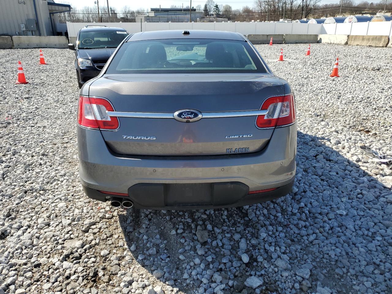 Photo 5 VIN: 1FAHP2FW9CG114070 - FORD TAURUS 