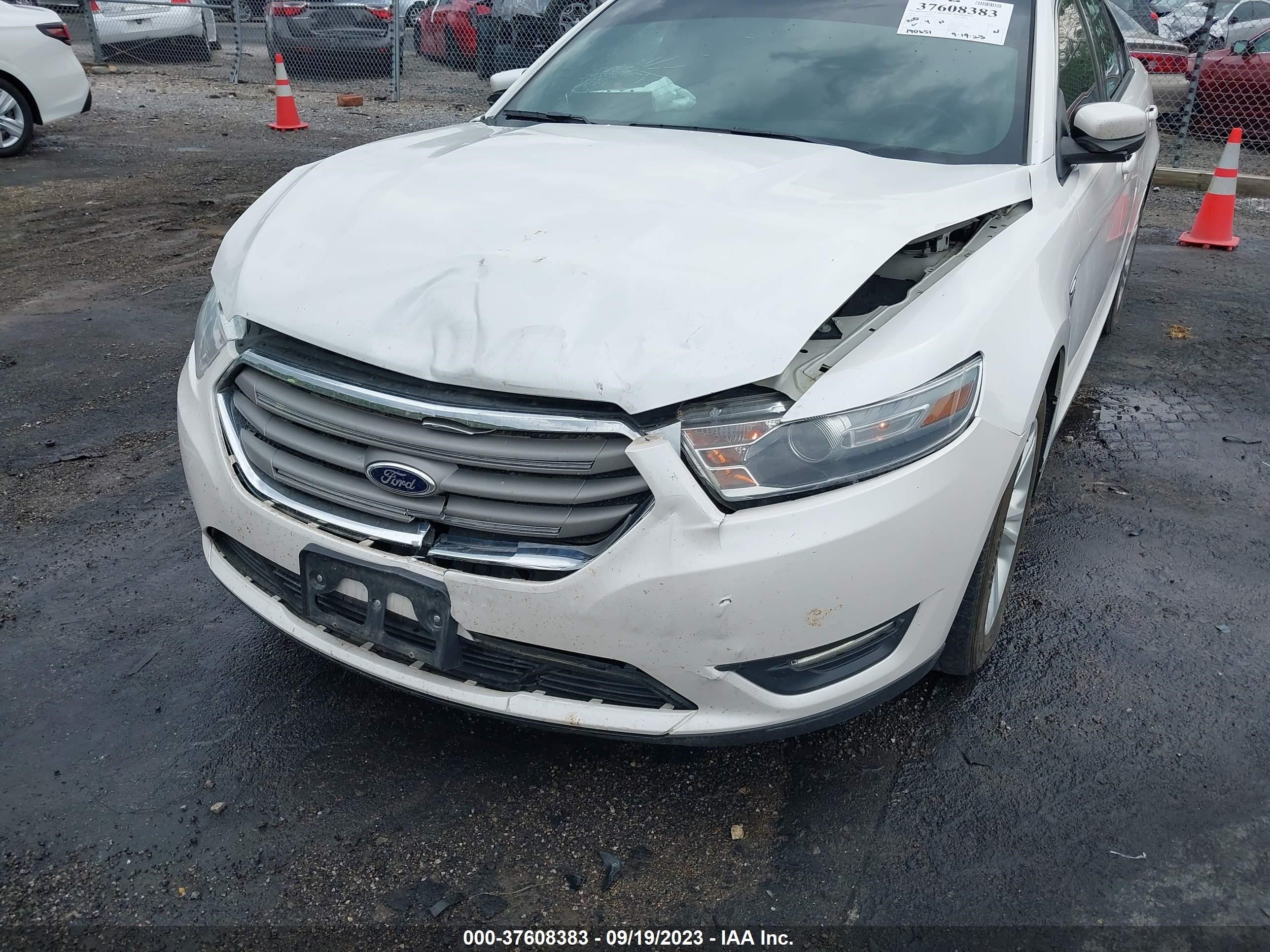 Photo 5 VIN: 1FAHP2H86DG234294 - FORD TAURUS 