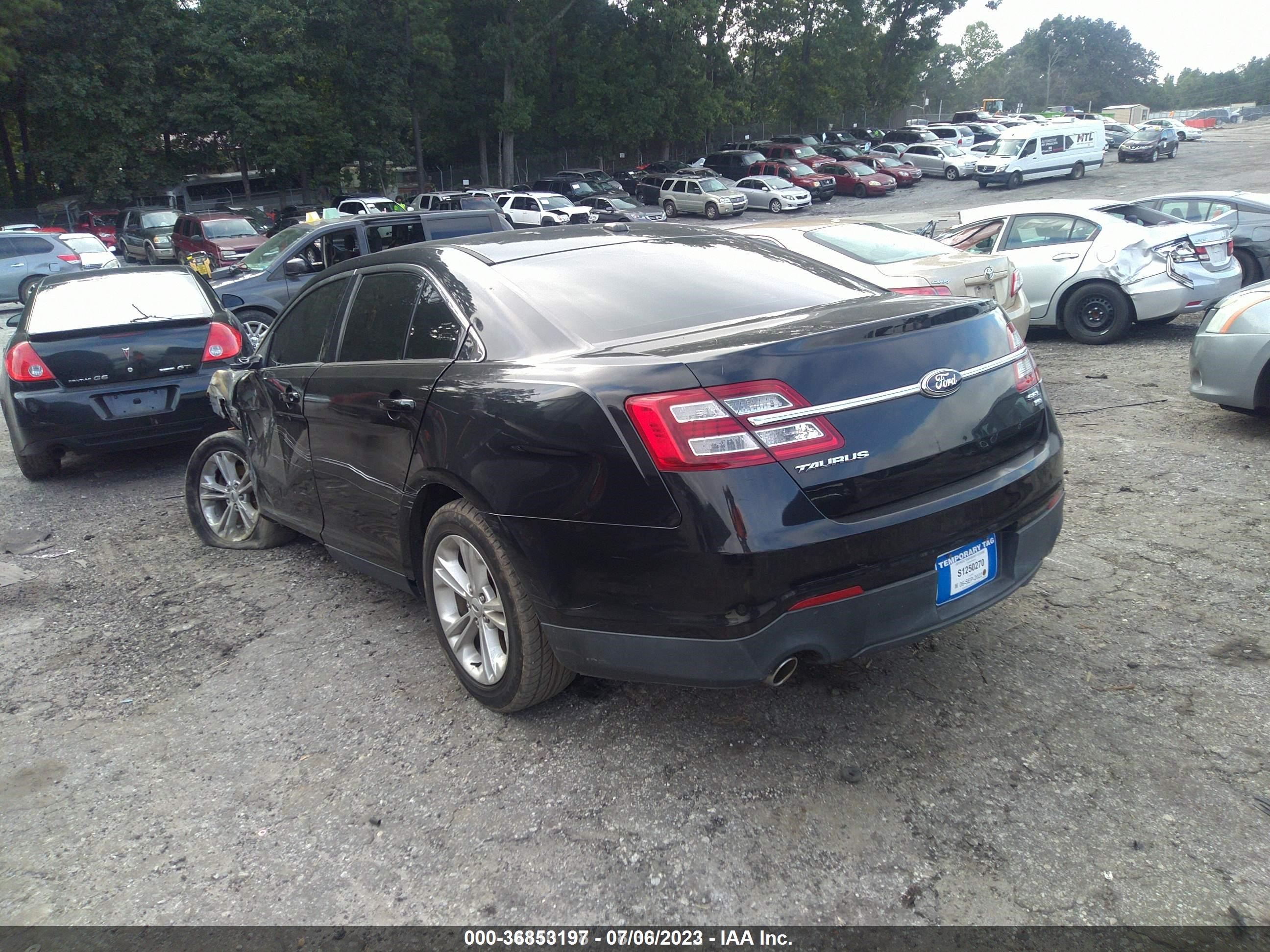 Photo 2 VIN: 1FAHP2H87DG164918 - FORD TAURUS 