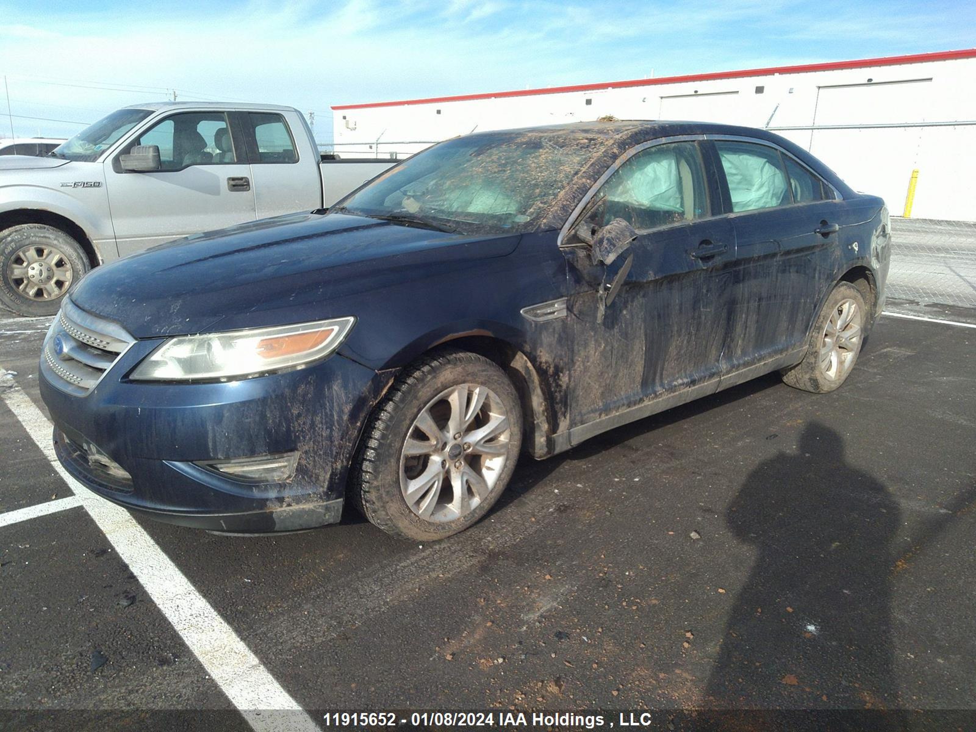 Photo 1 VIN: 1FAHP2HW0BG182866 - FORD TAURUS 