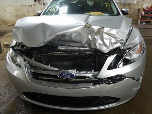 Photo 8 VIN: 1FAHP2HW0CG121289 - FORD TAURUS SEL 