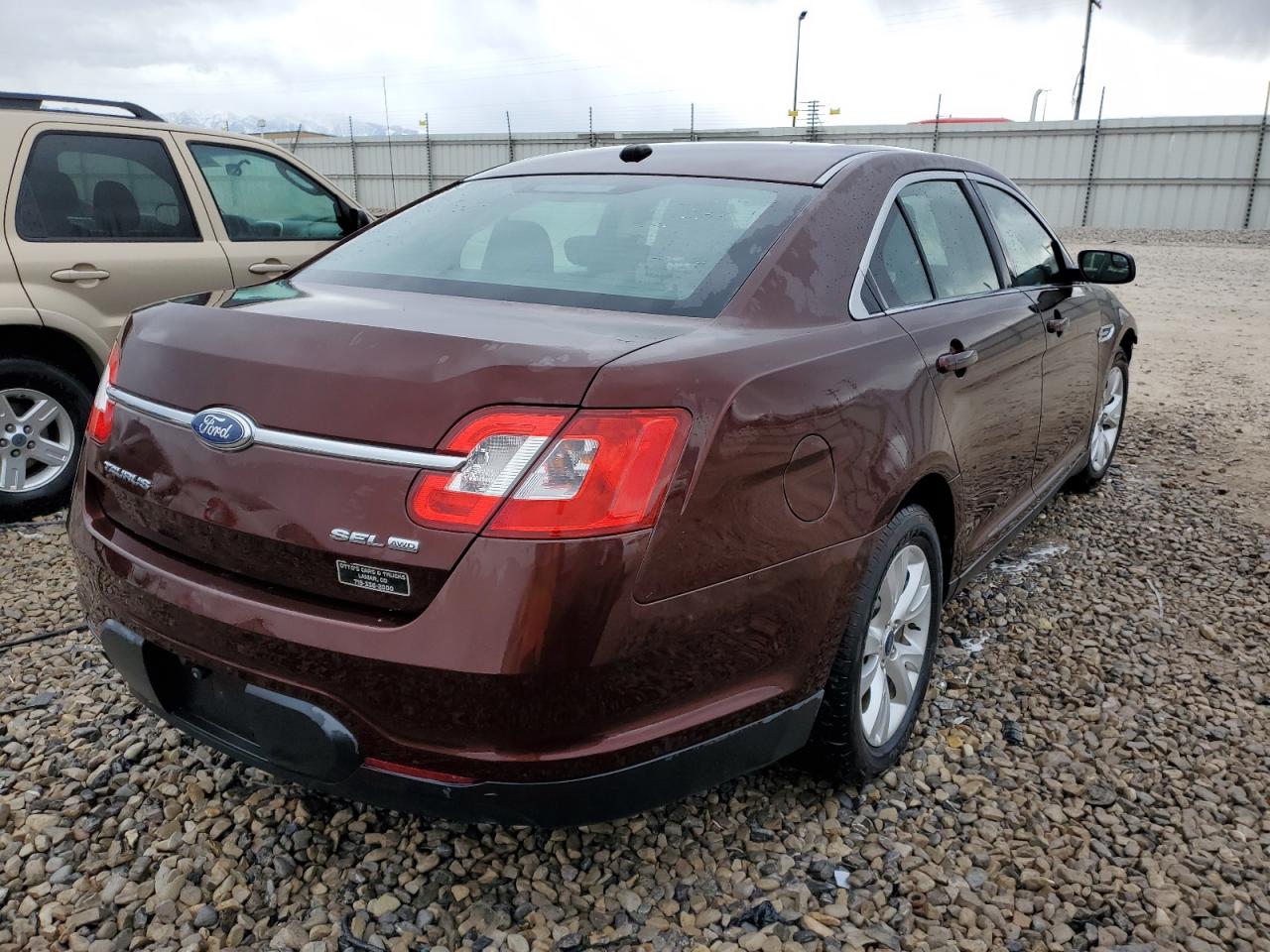 Photo 2 VIN: 1FAHP2HWXCG129061 - FORD TAURUS 