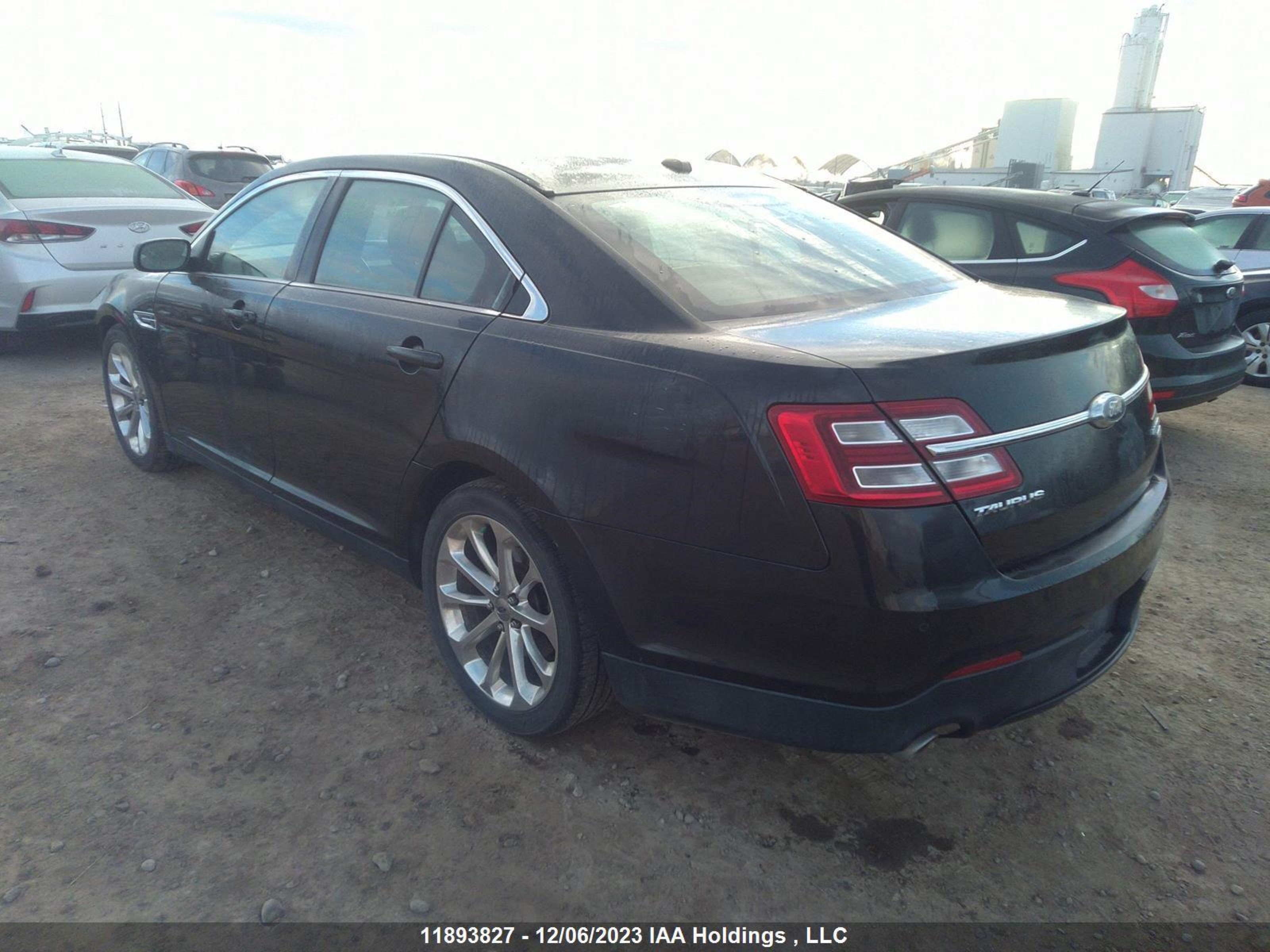 Photo 2 VIN: 1FAHP2J80EG183807 - FORD TAURUS 