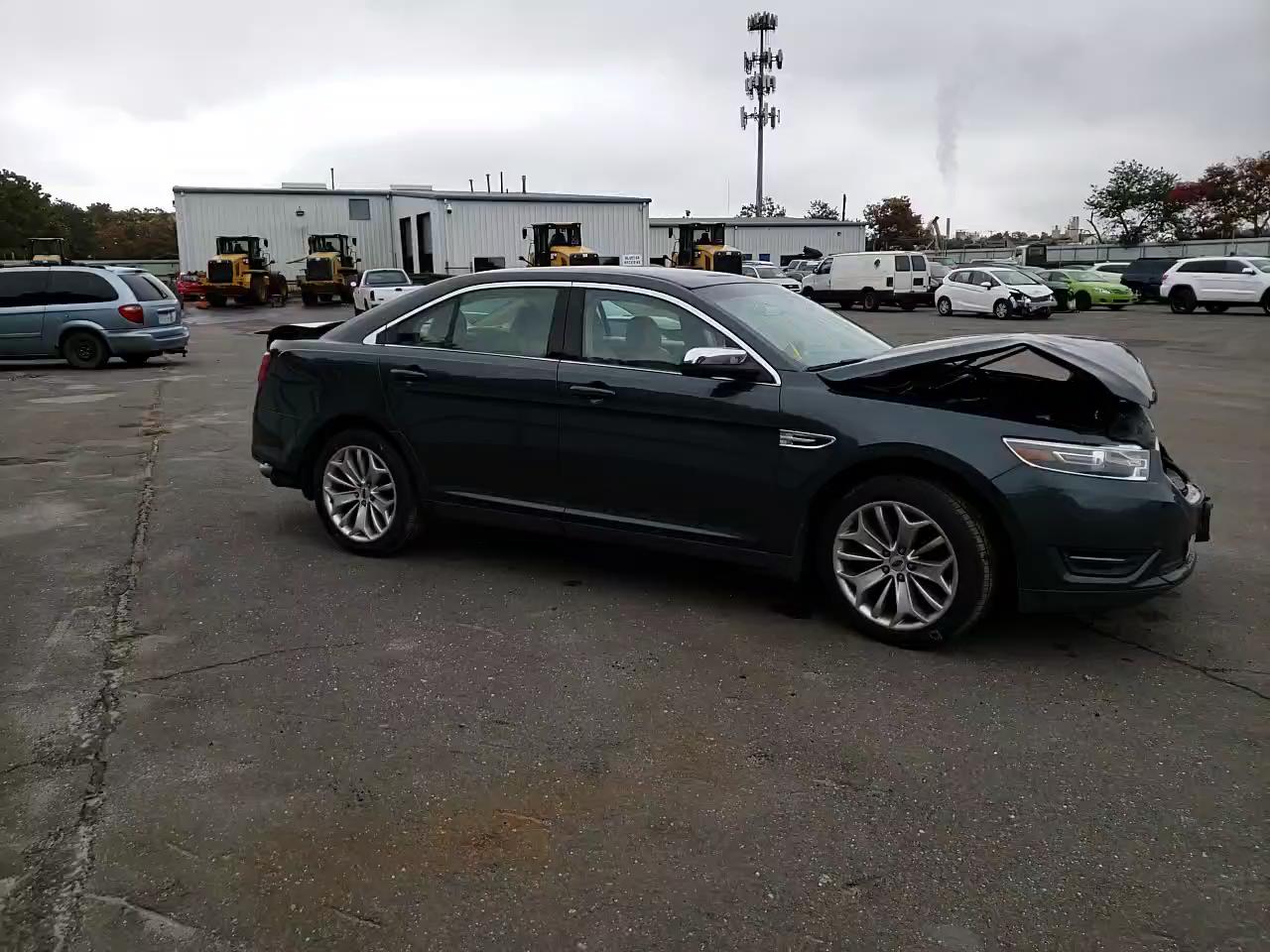 Photo 10 VIN: 1FAHP2J86GG107222 - FORD TAURUS LIM 