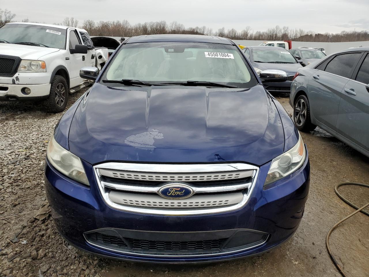 Photo 4 VIN: 1FAHP2JW0BG137257 - FORD TAURUS 