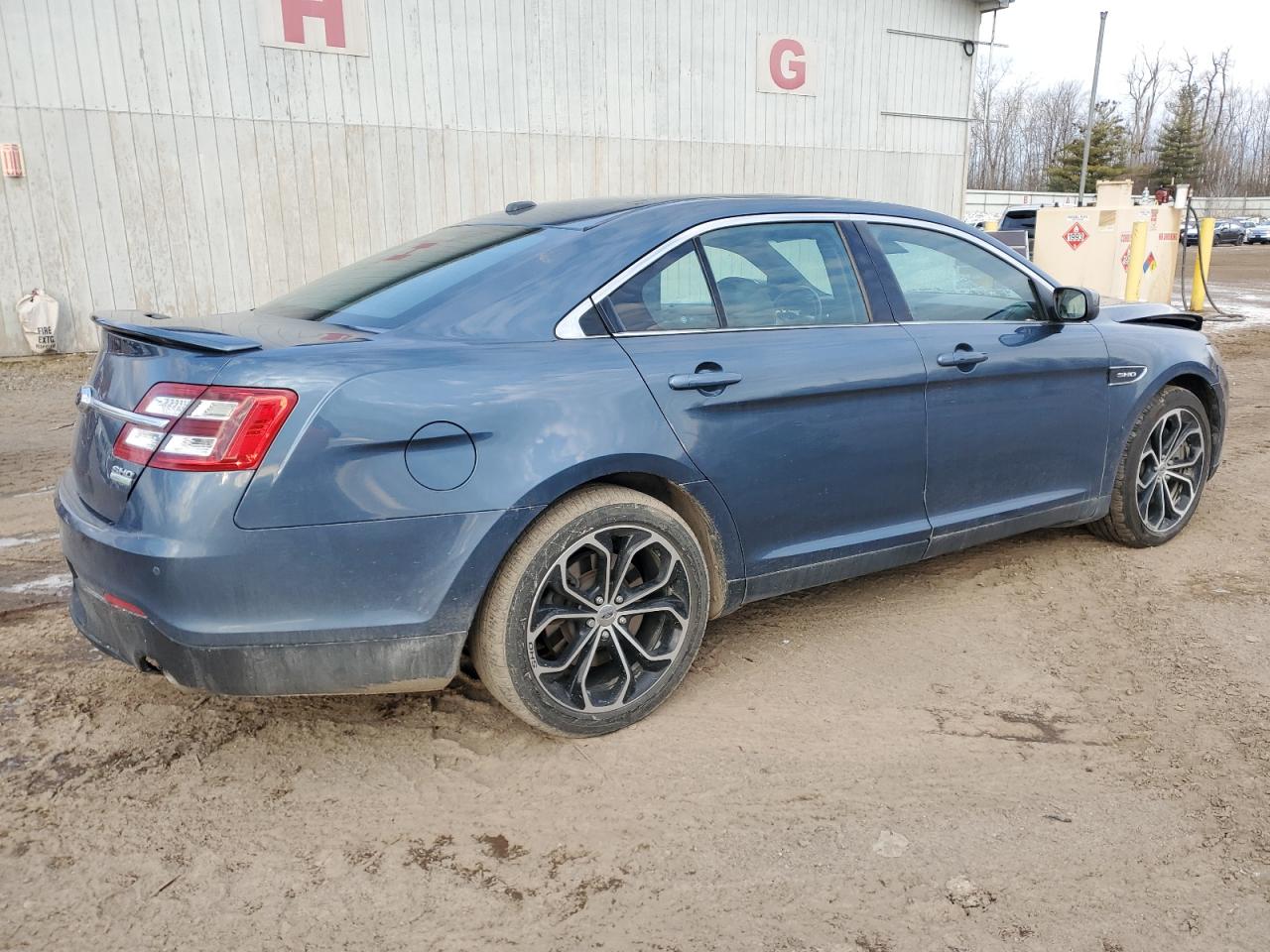 Photo 2 VIN: 1FAHP2KT0JG125130 - FORD TAURUS 