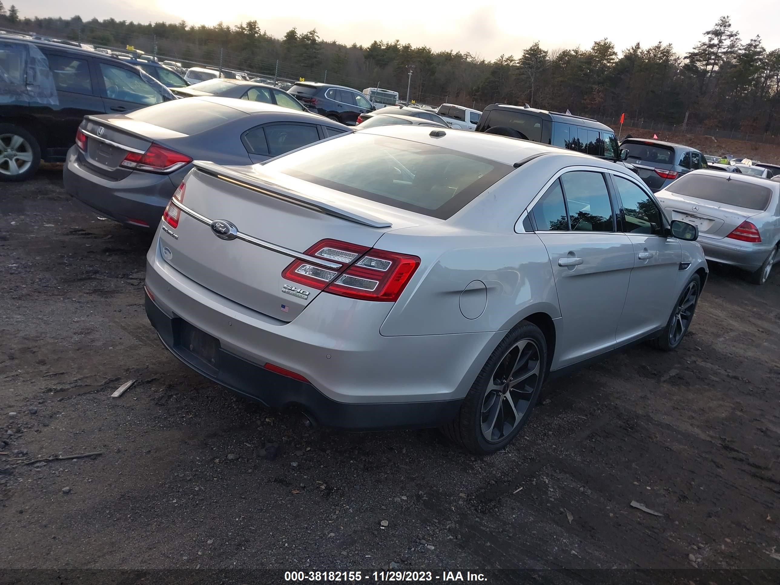 Photo 3 VIN: 1FAHP2KT2FG110989 - FORD TAURUS 