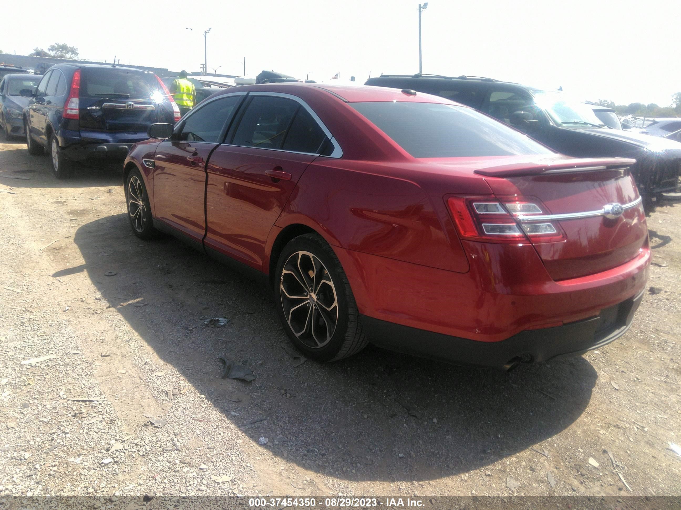 Photo 2 VIN: 1FAHP2KT2GG137885 - FORD TAURUS 