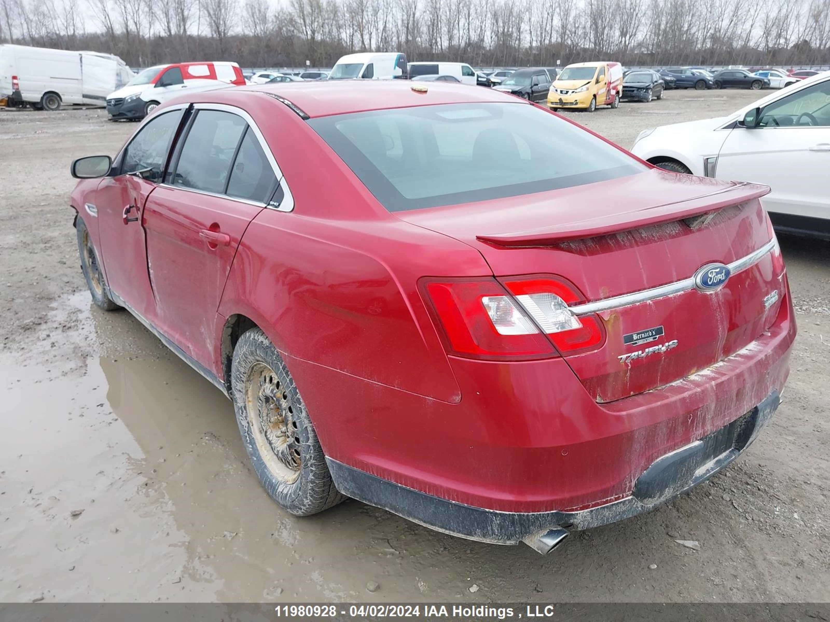 Photo 2 VIN: 1FAHP2KT4BG105285 - FORD TAURUS 